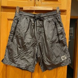Mens American Eagle shorts - small